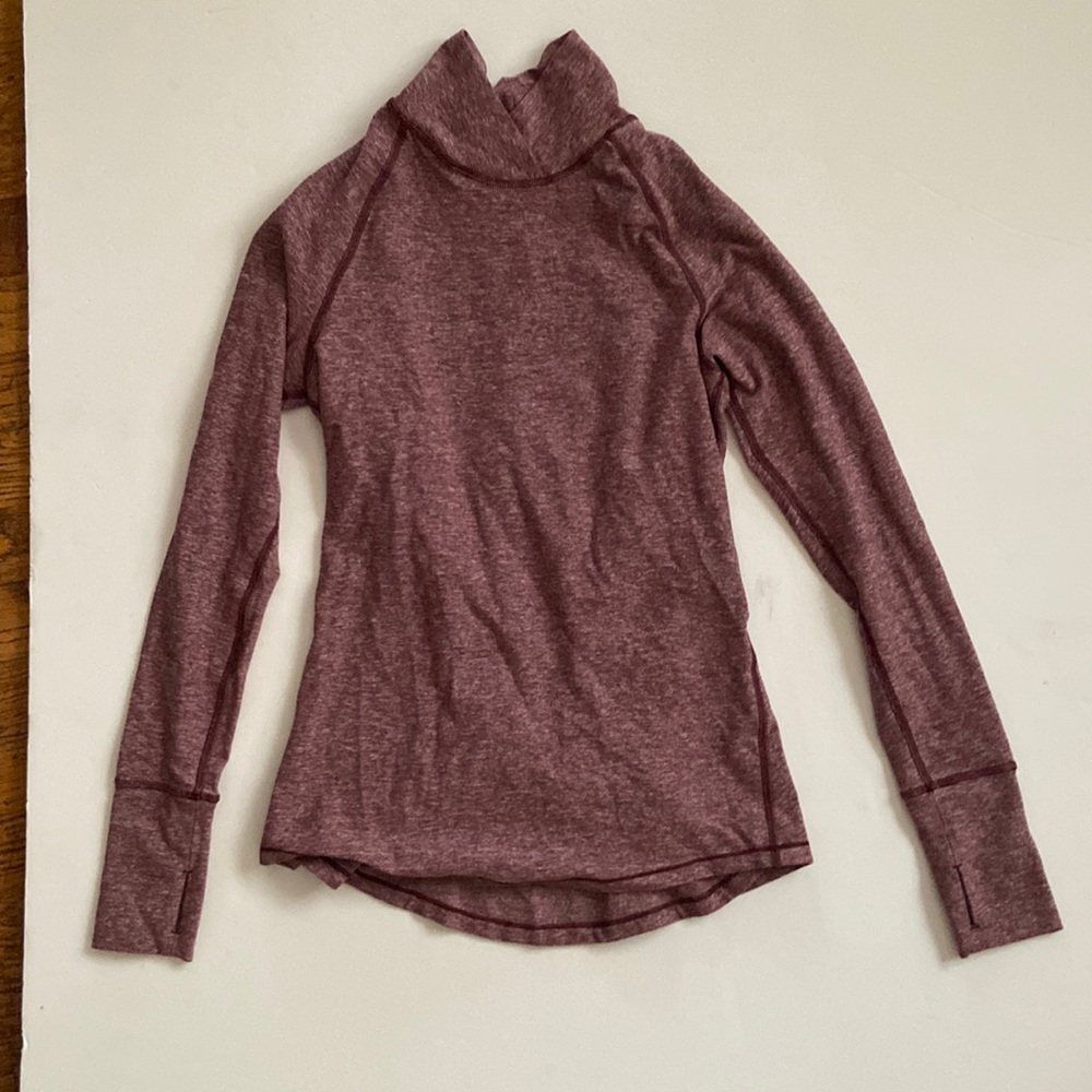 Lululemon Long Sleeve Top, size 4, EUC